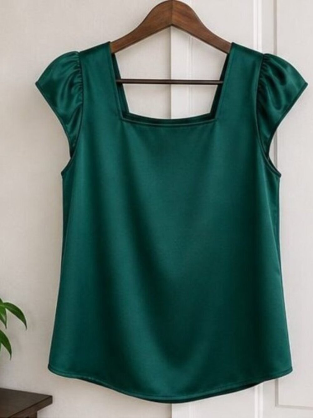 Emerald Puff Sleeve Top